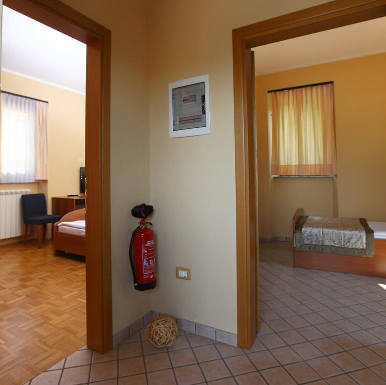 Bed And Breakfast Malovec Divača Екстериор снимка