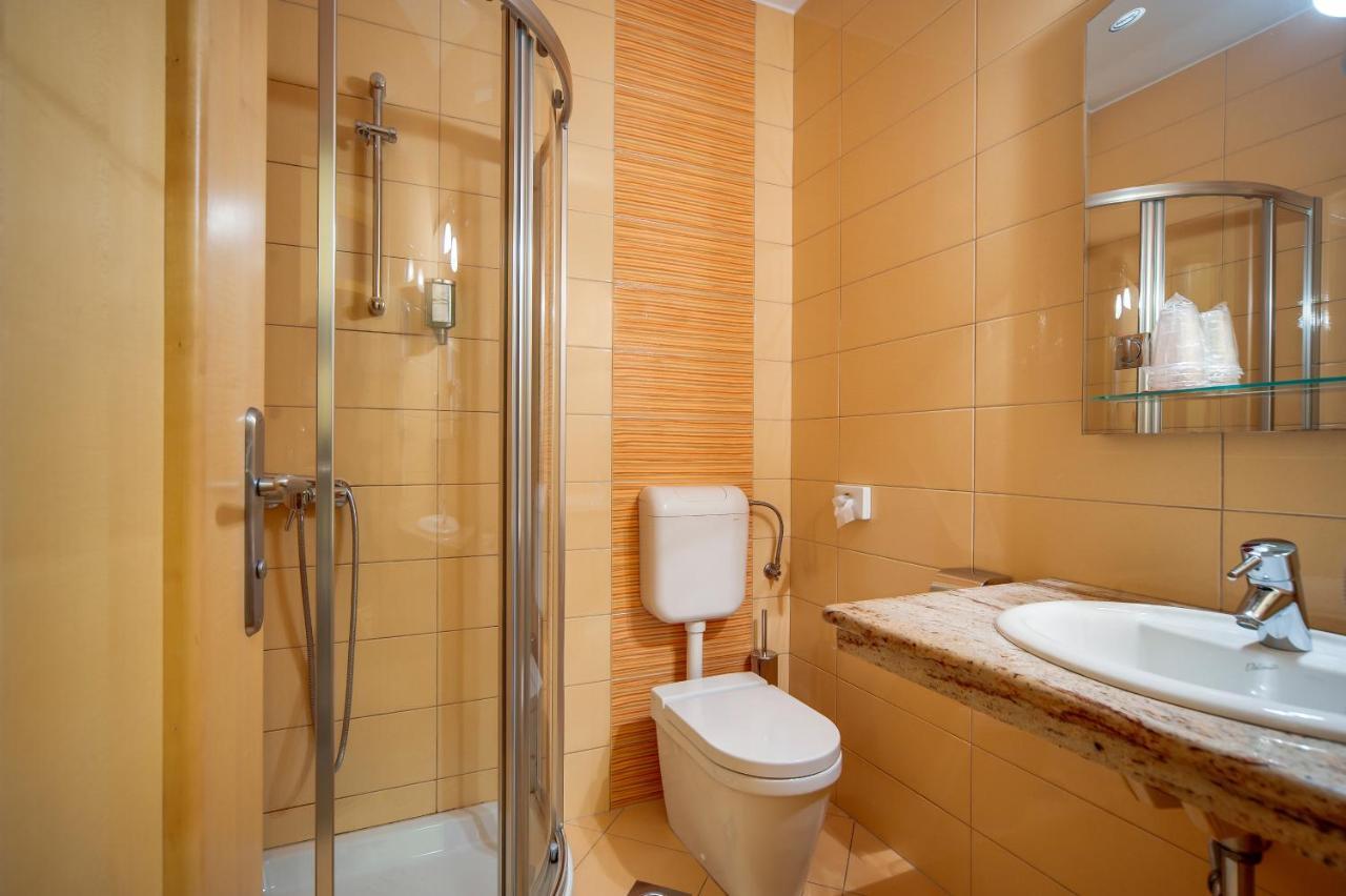 Bed And Breakfast Malovec Divača Екстериор снимка