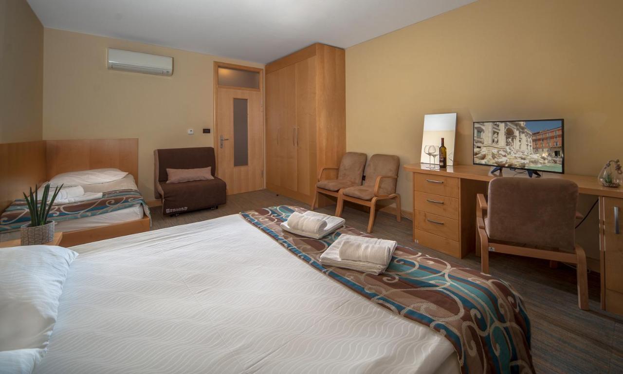 Bed And Breakfast Malovec Divača Екстериор снимка