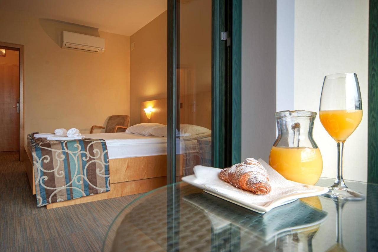 Bed And Breakfast Malovec Divača Екстериор снимка